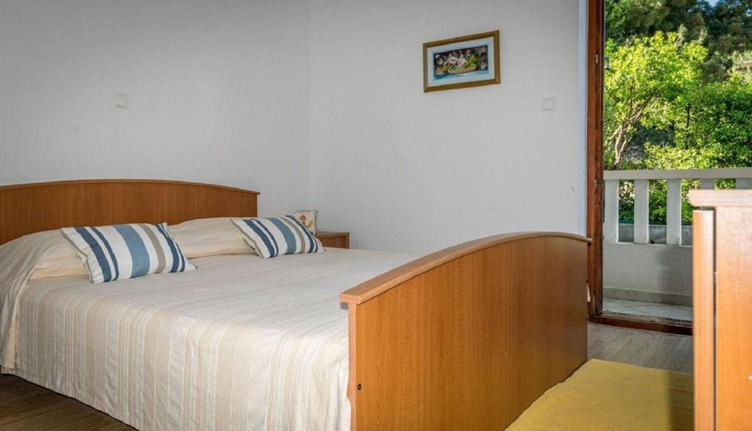 Apartments Brane - 100M From The Beach トロギール エクステリア 写真